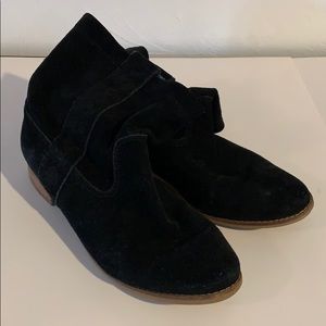 TOMS black Suede wide calves booties size 8.5 W